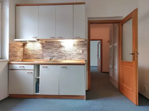Pronájem bytu 1+1, Hradec Králové - Kukleny, Pardubická, 40 m2