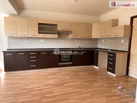 Prodej bytu 2+kk, Pardubice - Ohrazenice, Arbesova, 117 m2