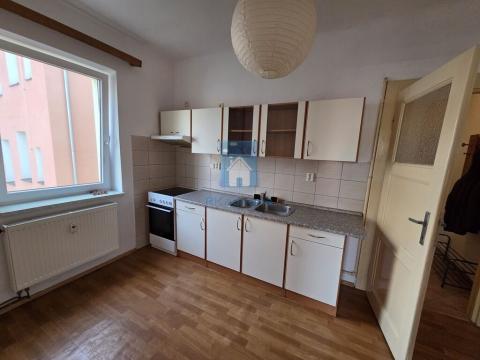 Pronájem bytu 1+1, Plzeň, Sladkovského, 42 m2