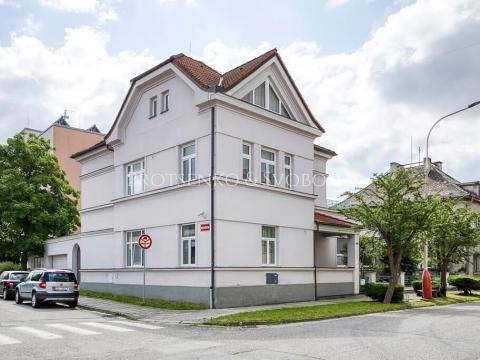 Prodej vily, Bechyně, Čechova, 660 m2