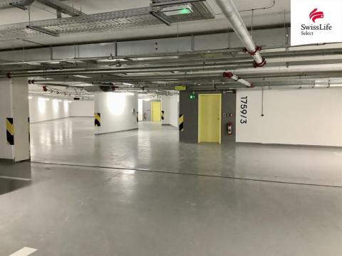 Pronájem garážového stání, Praha - Nusle, Mužíkova, 15 m2