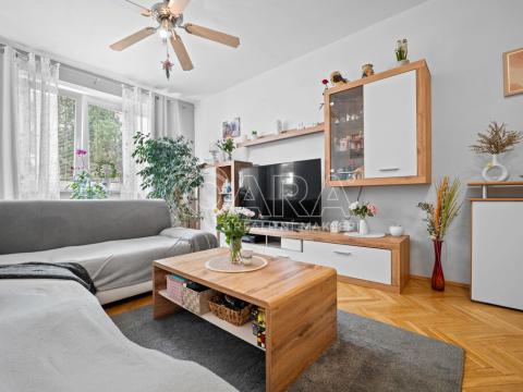 Prodej bytu 3+1, Praha - Horní Počernice, Běchorská, 66 m2