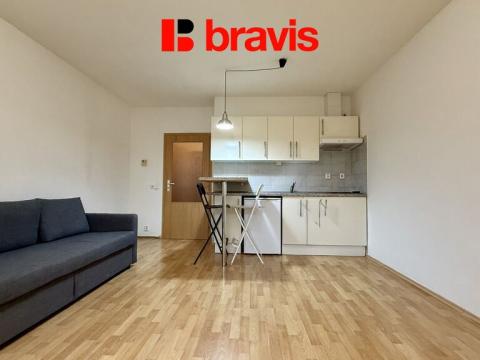 Pronájem bytu 1+kk, Brno - Líšeň, Molákova, 35 m2