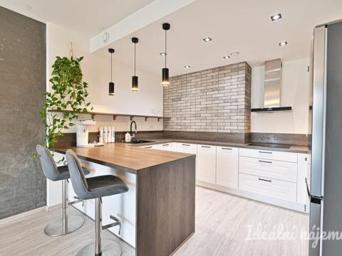 Pronájem bytu 2+kk, Brno, Poříčí, 57 m2