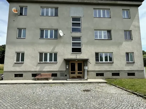 Dražba bytu 3+1, Tlumačov, Skály, 67 m2