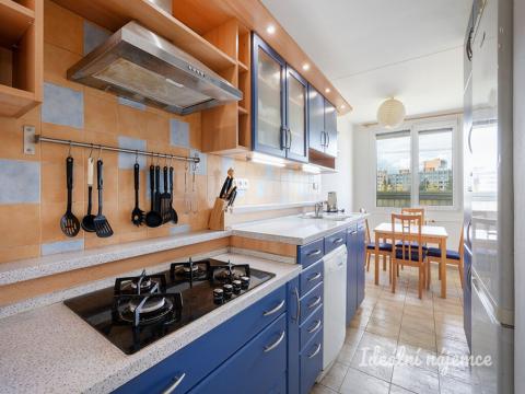 Pronájem bytu 3+1, Praha - Horní Měcholupy, Parmská, 72 m2