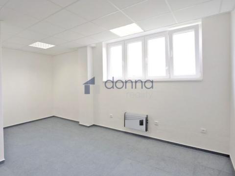 Pronájem kanceláře, Praha, Ve žlíbku, 23 m2