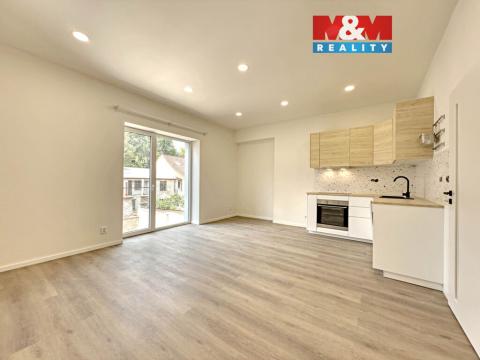 Pronájem bytu 2+kk, Nymburk, Dlouhá třída, 63 m2