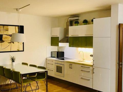 Pronájem bytu 1+kk, Praha - Žižkov, Jeseniova, 67 m2