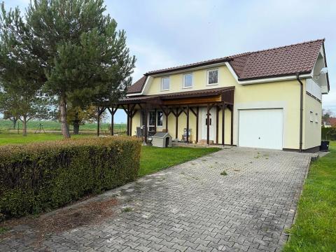 Pronájem rodinného domu, Dřenice, 94 m2