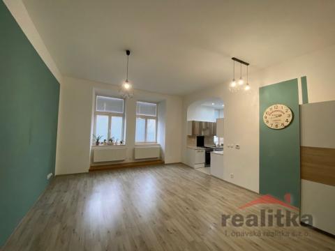 Pronájem bytu 2+kk, Opava - Předměstí, Olomoucká, 65 m2