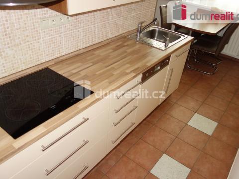 Pronájem bytu 2+1, Břeclav - Poštorná, Budovatelská, 56 m2