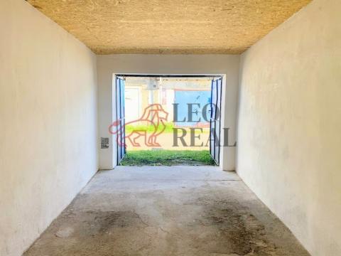 Pronájem garáže, Ostrava - Nová Ves, Bartošova, 18 m2