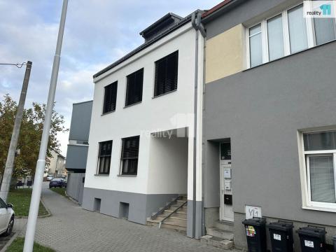 Pronájem bytu 2+1, Holešov, Nerudova, 55 m2