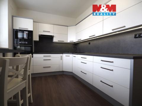 Pronájem bytu 2+1, Frýdek-Místek - Místek, Brožíkova, 64 m2