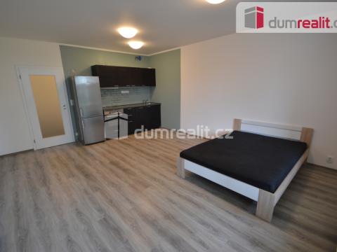 Pronájem bytu 1+kk, Praha - Hloubětín, Modrého, 35 m2