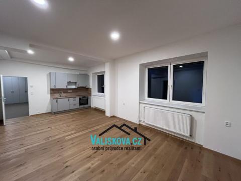 Pronájem bytu 3+kk, Kroměříž, Šafaříkova, 85 m2