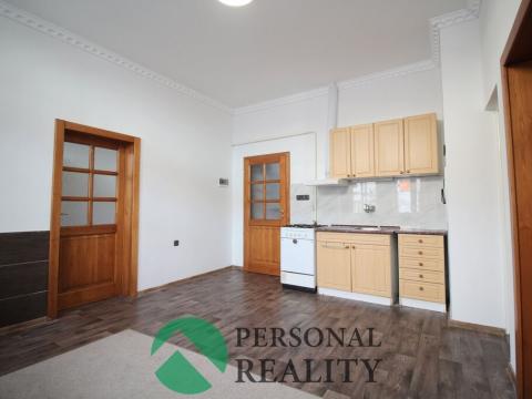 Pronájem bytu 2+1, Karlovy Vary, Sokolovská, 59 m2