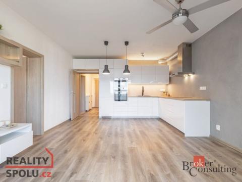 Pronájem bytu 3+kk, Holubice, 73 m2