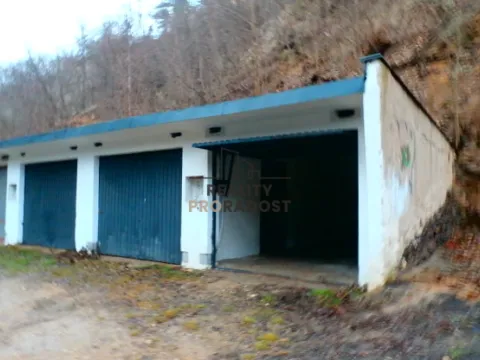 Pronájem garáže, Znojmo, Hradišťská, 16 m2