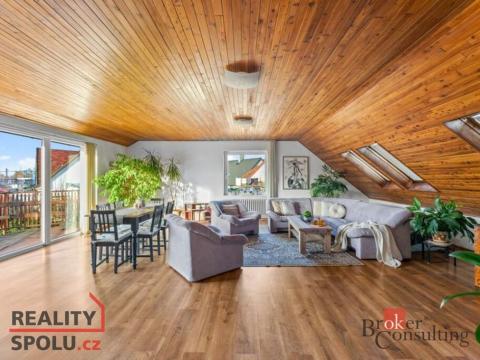 Prodej rodinného domu, Hradec Králové - Pražské Předměstí, Na Okrouhlíku, 250 m2