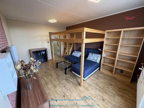 Pronájem bytu 1+1, Znojmo, Kuchařovická, 45 m2