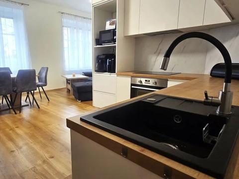 Prodej bytu 3+kk, Slaný, Stehlíkova, 74 m2