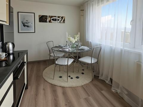 Prodej bytu 3+1, Liberec - Liberec XXV-Vesec, Fričova, 77 m2