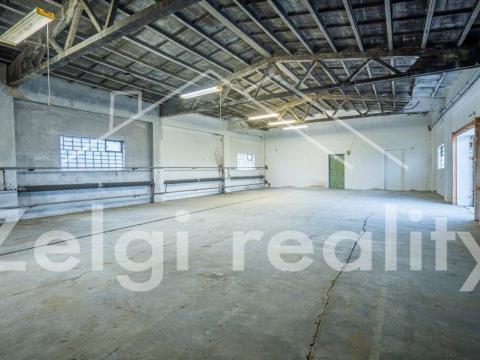 Pronájem skladu, Uherské Hradiště, 164 m2