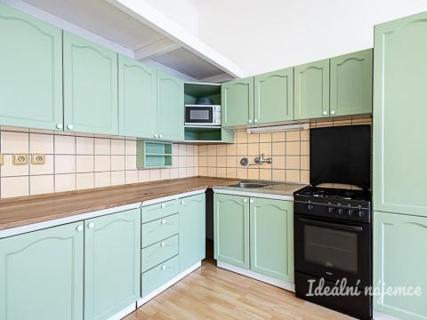 Pronájem bytu 2+kk, Praha - Nusle, Jaromírova, 43 m2