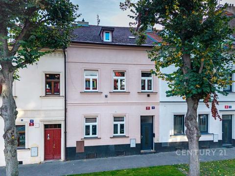 Prodej bytu 3+kk, Praha - Jinonice, V Roháčích, 72 m2