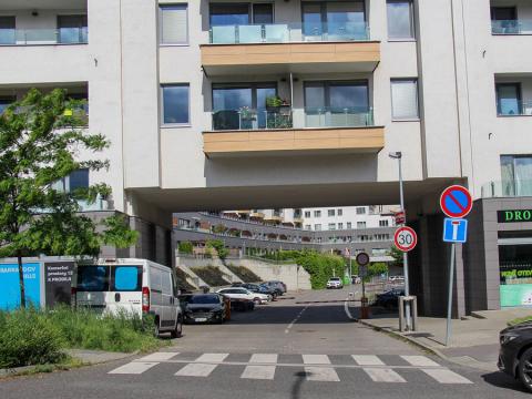 Pronájem skladu, Praha - Hlubočepy, Geologická