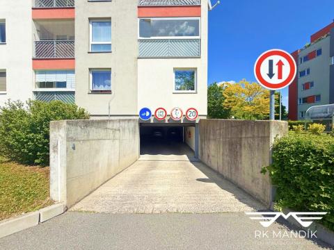 Pronájem garáže, Praha - Prosek, Kytlická, 12 m2