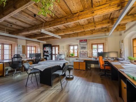 Prodej kanceláře, Třebíč, Blahoslavova, 566 m2