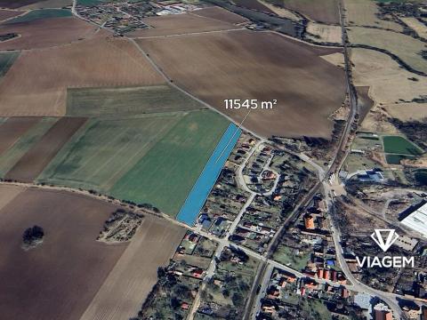 Prodej podílu pole, Skřivany, 2886 m2