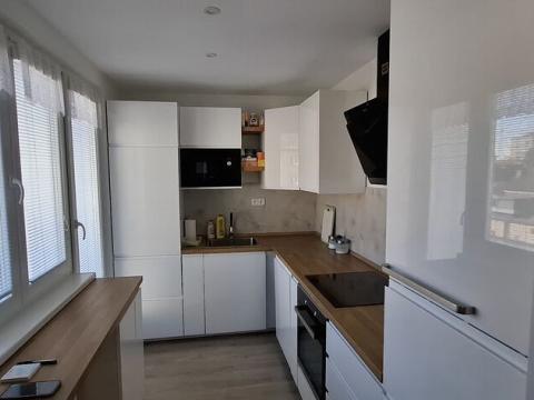 Prodej bytu 2+1, Slaný, Stehlíkova, 56 m2