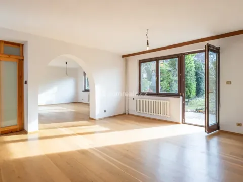 Prodej rodinného domu, Kralupy nad Vltavou - Minice, Spojovací, 190 m2