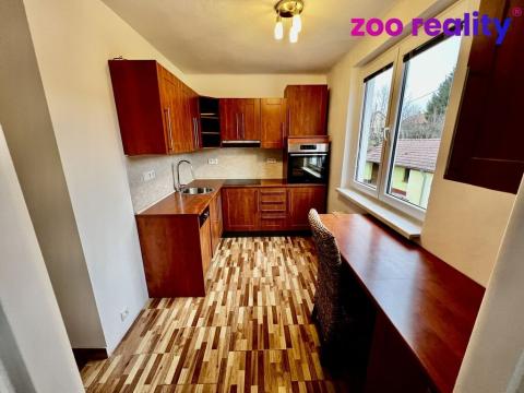 Prodej bytu 3+1, Mojné, 61 m2