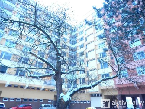 Prodej bytu 2+1, Chomutov, Bezručova, 60 m2