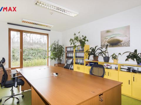 Pronájem kanceláře, Ústí nad Labem - Předlice, náměstí Prokopa Velikého, 24 m2