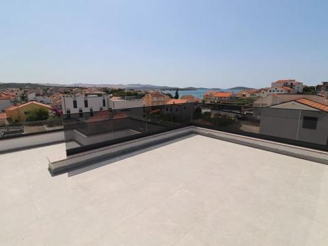 Prodej bytu 4+kk, Brodarica, Chorvatsko, 110 m2