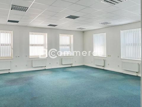 Pronájem kanceláře, Modřice, Masarykova, 510 m2