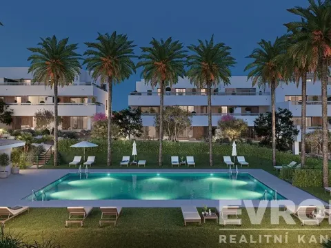 Prodej bytu 3+1, Estepona, Španělsko, Calle Obispo Jesús Catala Ibánez, 124 m2