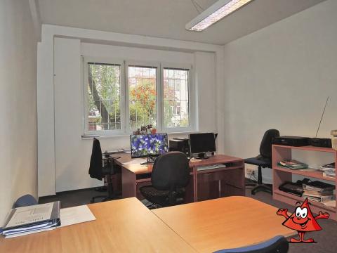 Pronájem kanceláře, Praha - Vinohrady, Lucemburská, 28 m2