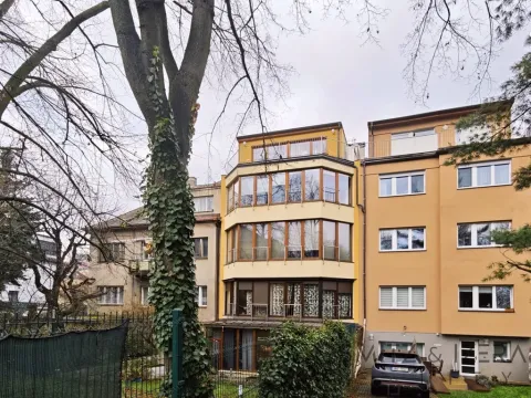 Prodej bytu 3+kk, Praha, Kounická, 114 m2