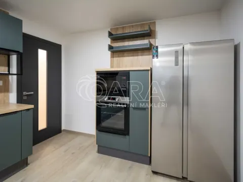 Pronájem bytu 4+kk, Neratovice, Na Výsluní, 67 m2