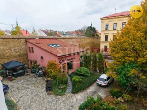 Prodej obchodního prostoru, Kroměříž, 1. máje, 102 m2