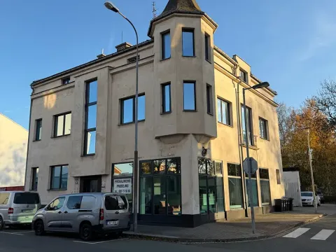 Pronájem obchodního prostoru, Hradec Králové, Hořická, 127 m2