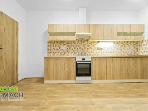 Pronájem bytu 2+1, Náchod, 63 m2