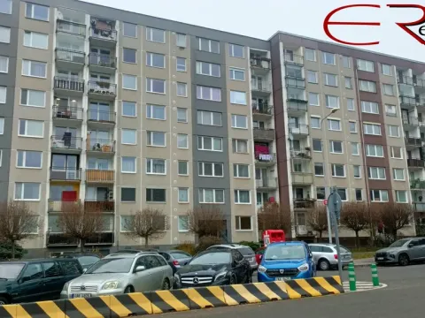 Prodej bytu 3+1, Praha - Hlubočepy, Lamačova, 62 m2